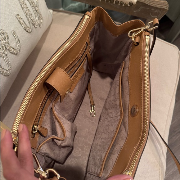 Michael Kors Tan and Black Satchel with Gold Hardware - Picture 4 of 8